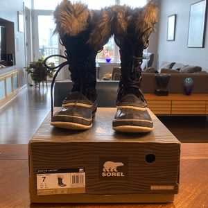 Joan of arc waterproof winter boots